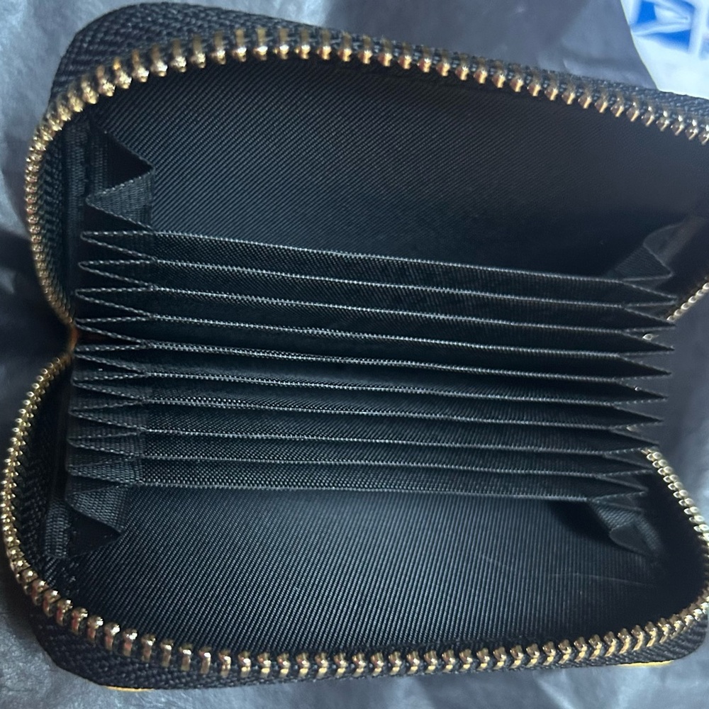 Follow your dreams Zipper Wallet - Picture 3 of 3